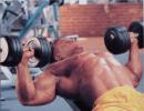 The most harmful exercises for the spine Their list includes